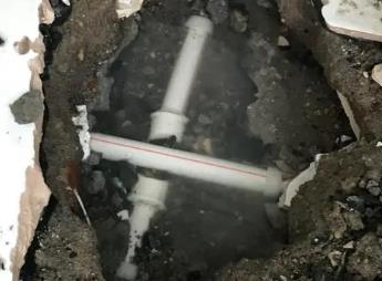 乌马河阳台漏水维修公司为您分享楼上楼下漏水怎么处理