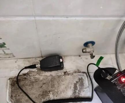 乌马河屋顶漏水维修公司分享下卫生间漏水的危害及解决方法